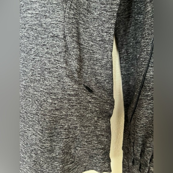 Lululemon Longsleeve Top - Picture 4 of 4